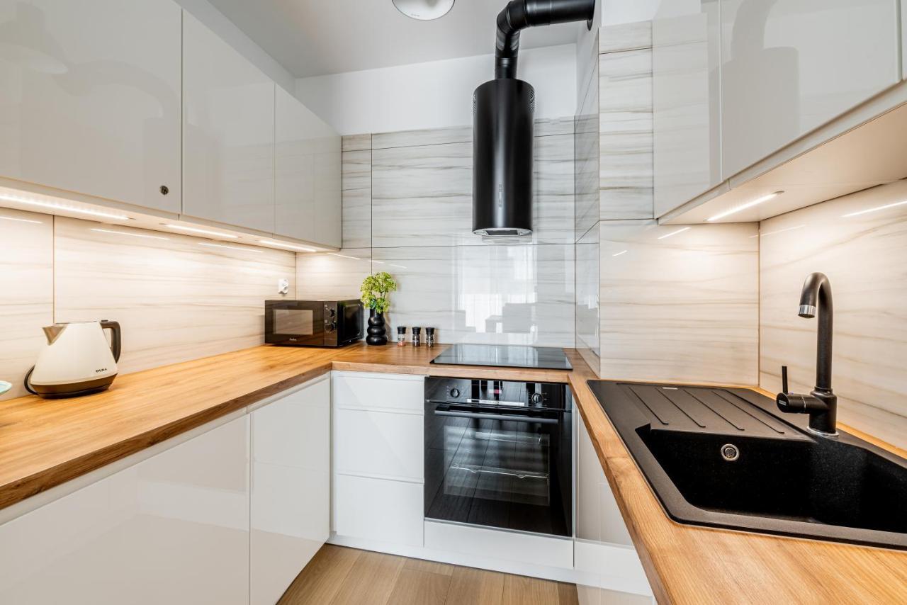 Apartment Posesja Kapitanska C23, 100m Do Wejscia Na Plaze Grzybowo (West Pomeranian)